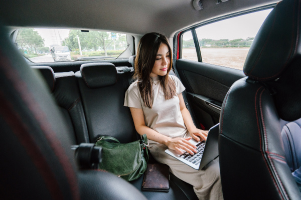 training is the answer if its timely - learning on the go i the back of a car by mentatdgt on pexels